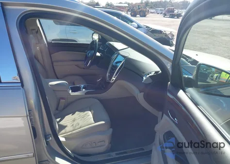 2014 Cadillac Srx Luxury Collection z USA, uszkodzony, nr VIN 3GYFNBE36ES631372